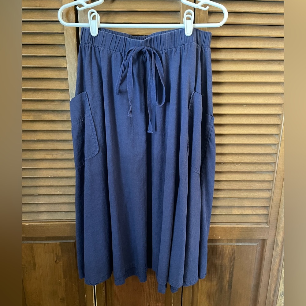 Navy blue Skirt